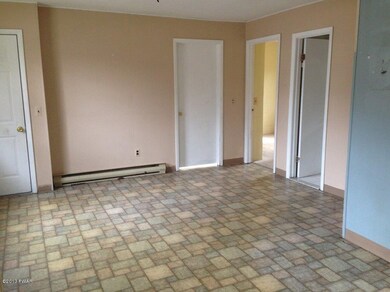 317 W Ann St, Milford, PA 18337 - photo 5