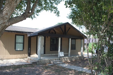 181 Bradford st St unit A, Buda, TX 78610 - photo 2