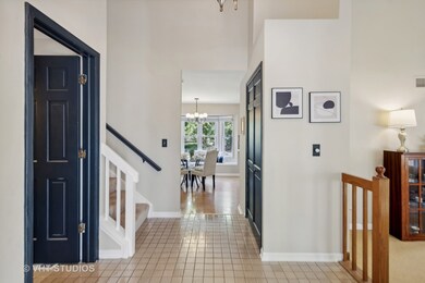 1215 Oakton Ln, Naperville, IL 60540 - photo 3