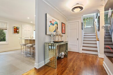 33 E Lyon Farm Dr, Greenwich, CT 06831 - photo 3