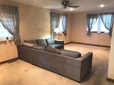 66 Hemlock St, East Walpole, MA 02032 - photo 3