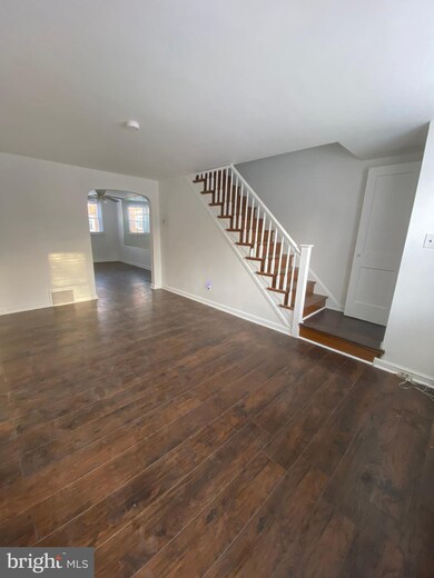 51 Mermont Cir, Darby, PA 19023 - photo 2