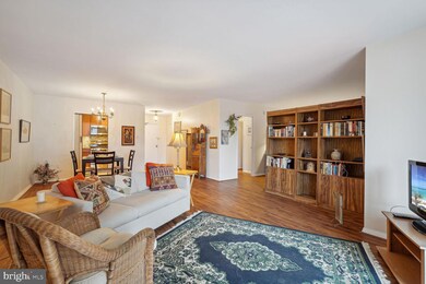 Van Ness North unit 1324, Washington, DC 20008 - photo 4