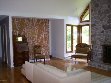 26 Woods Path Ln, Sugarloaf, PA 18249 - photo 7