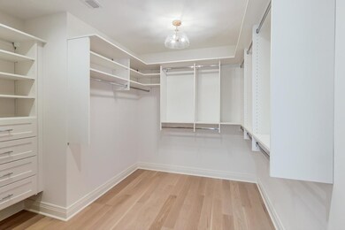 565 S Bryan St, Elmhurst, IL 60126 - photo 4