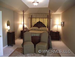 Tray ceiling in MBR