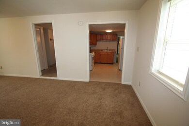 929 Montgomery St unit C, Laurel, MD 20707 - photo 7