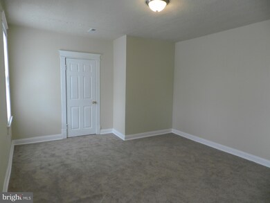 5211 Cumberland St, Capitol Heights, MD 20743 - photo 5