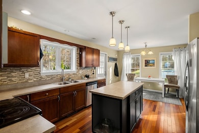 10 Worden Rd, Tyngsboro, MA 01879 - photo 5