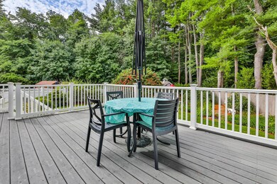 16 Smithfield Terrace, Nashua, NH 03064 - photo 5