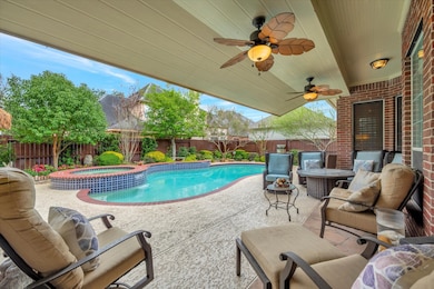 15411 Rocky Oak Ct, Houston, TX 77059 - photo 4