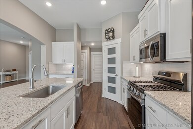 6250 E 146th St S, Bixby, OK 74008 - photo 6