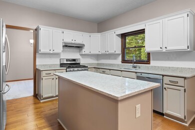 803 Brookside Dr S, Lafayette, IN 47909 - photo 4