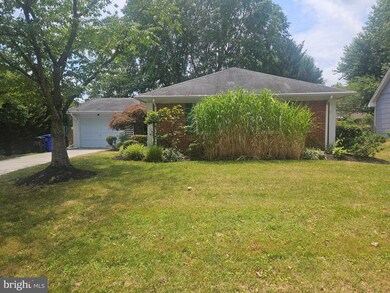 12309 Starlight Ln, Bowie, MD 20715 - photo 3