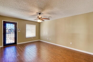 824 Desert Cactus Dr, Horizon City, TX 79928 - photo 7