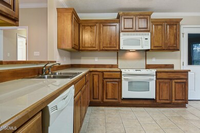 AZALEA KITCHEN 1