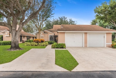 8333 Springlake Dr unit A, Boca Raton, FL 33496 - photo 3