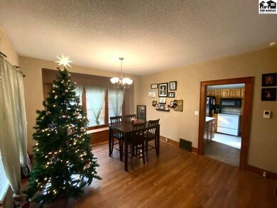817 N Maple St, McPherson, KS 67460 - photo 5