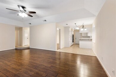 15106 Forest Lodge Dr, Houston, TX 77070 - photo 4