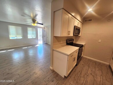 4310 N 23rd Ave unit 2, Phoenix, AZ 85015 - photo 3