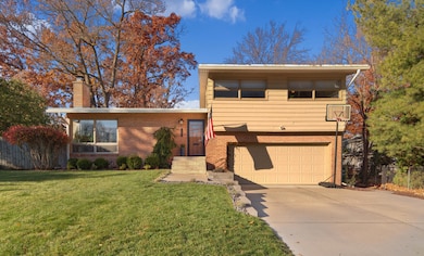 1353 Pinecrest Ave SE, Grand Rapids, MI 49506 - photo 2