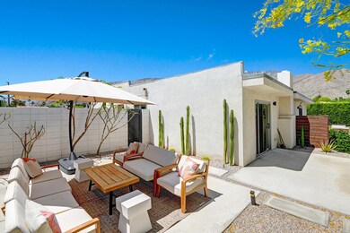 OUTDOOR LIVING ROOM.jpg mls