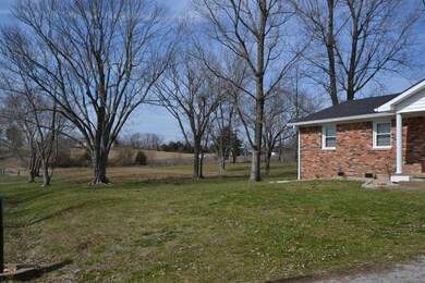 1208 Hopewell Rd, Harrodsburg, KY 40330 - photo 2