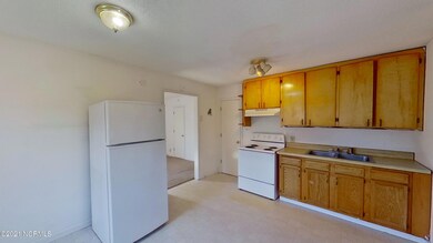 634 Us Highway 117 S, Burgaw, NC 28425 - photo 4