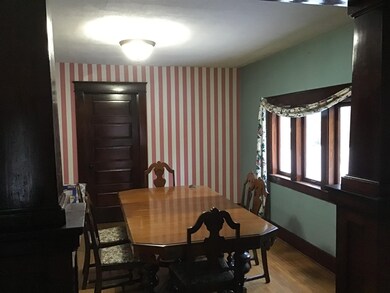 209 E 19th St, Auburn, IN 46706 - photo 3