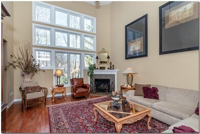 575 Burgess Cir unit 28, Aurora, OH 44202 - photo 5