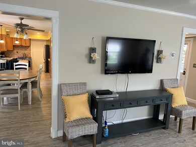 12302 Shadow Ln, Bowie, MD 20715 - photo 5