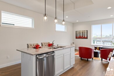 955W12thAve(14of23)