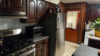 170 Jeanne Dr, Memphis, TN 38109 - photo 5