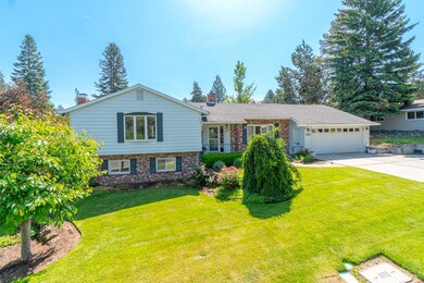 1864 NE 12th St, Bend, OR 97701 - photo 3