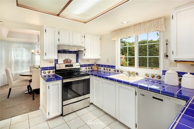 210 237th Place SW, Bothell, WA 98021 - photo 6