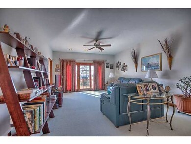 1355 Eastwood Dr, Circleville, OH 43113 - photo 5