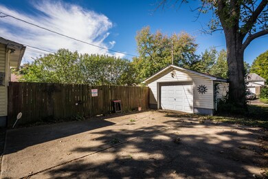 2111 McLean Avenue-05