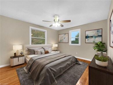 1904 Potomac Dr, Greensboro, NC 27403 - photo 4