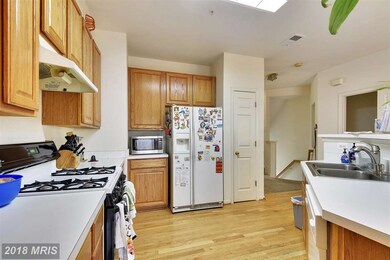 21154 Camomile Ct unit 122, Germantown, MD 20876 - photo 4