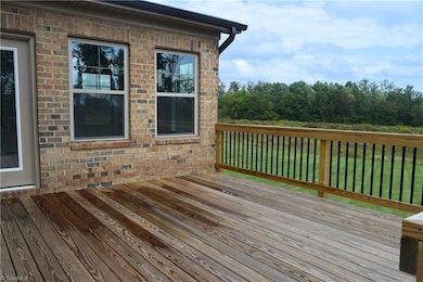 8108 Simon Dr, Stokesdale, NC 27357 - photo 4