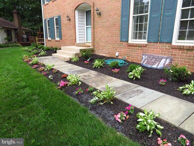 12400 Frost Ct, Potomac, MD 20854 - photo 2