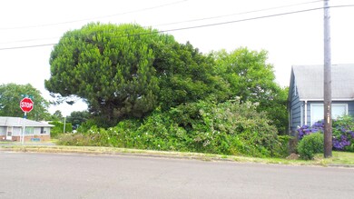 303 NE 2nd St, Newport