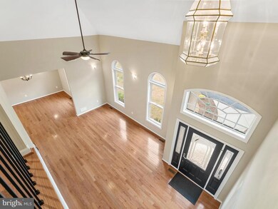 5201 Equestrian Dr, Sykesville, MD 21784 - photo 4