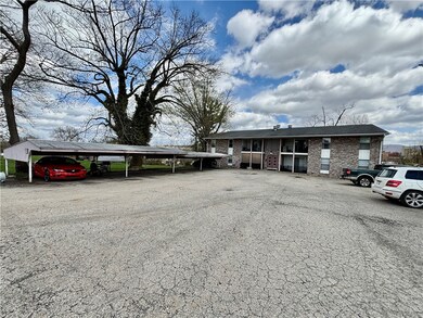 105 Pittsburgh St unit 2D, Uniontown, PA 15401 - photo 6