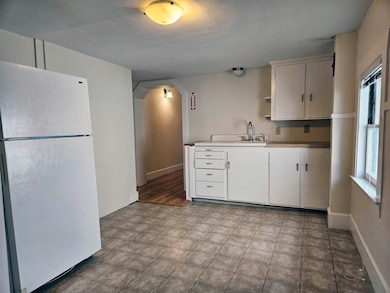 18 5th St, Dover, NH 03820 - photo 5