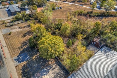 2100 U S 59, Grove, OK 74344 - photo 2
