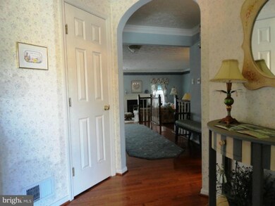 2847 Quarry Heights Way, Baltimore, MD 21209 - photo 4