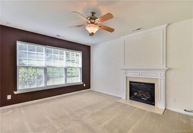 Great Room w/ Fireplace