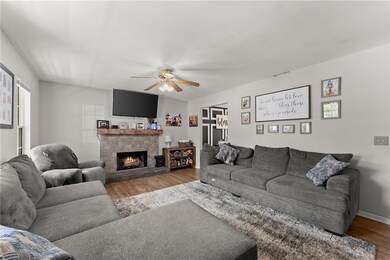 3044 Saddle Creek Dr, Gainesville, GA 30507 - photo 4