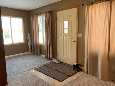FRONT ENTRY<|><|>